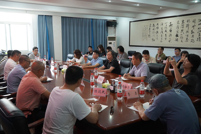 美术学院一行赴南平走访看望校友